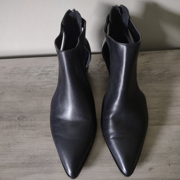 Sole Society - black leather ankle booties - shooties - cut out - new - size 8.5 - Picture 2 of 6